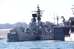 軍港湾内