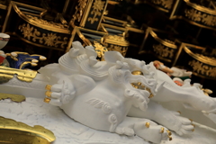 踊る金歯