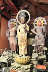智識寺　聖観音　四天王