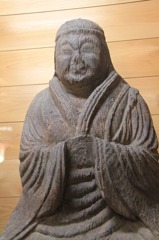 満行寺　女神像