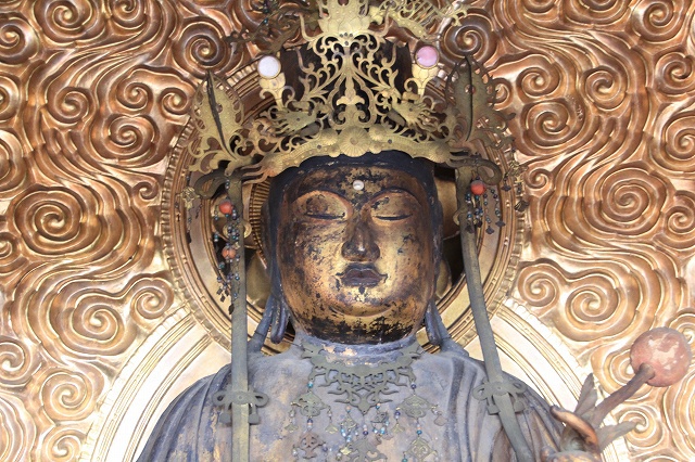 長福寺・聖観音坐像