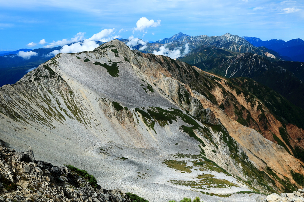 剱岳、立山を望んで　薬師岳より