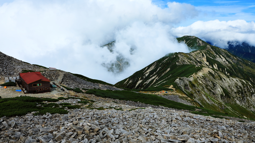 山小屋の風景　笠ヶ岳山荘