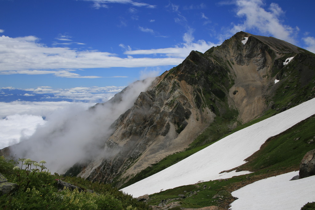 杓子岳　夏空