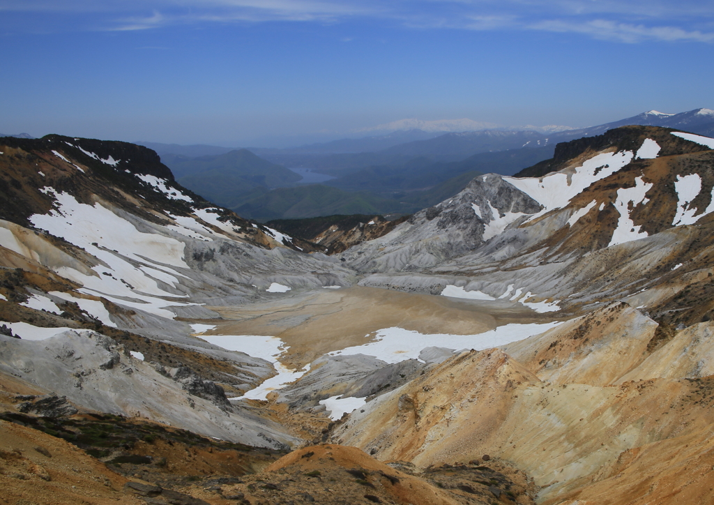 　春　あだたら山