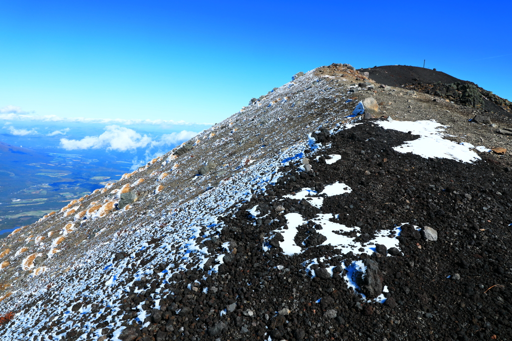 初冠雪の翌日　岩手山　１