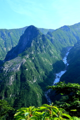 ヌクビ沢を望む