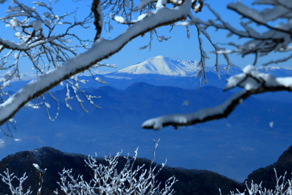 遥かな浅間山