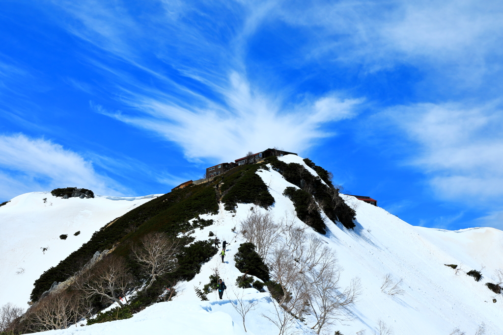 燕山荘　羽ばたく雲