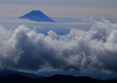 秋空に浮かぶ⒉