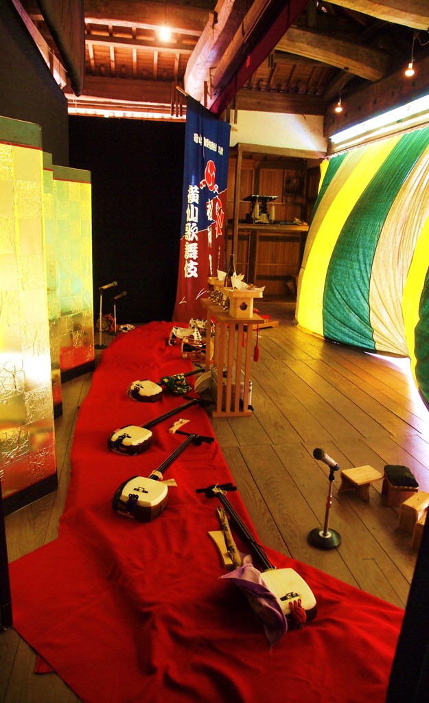 松神神社・歌舞伎舞台　開演前