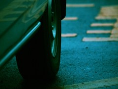 濡れアスファルト