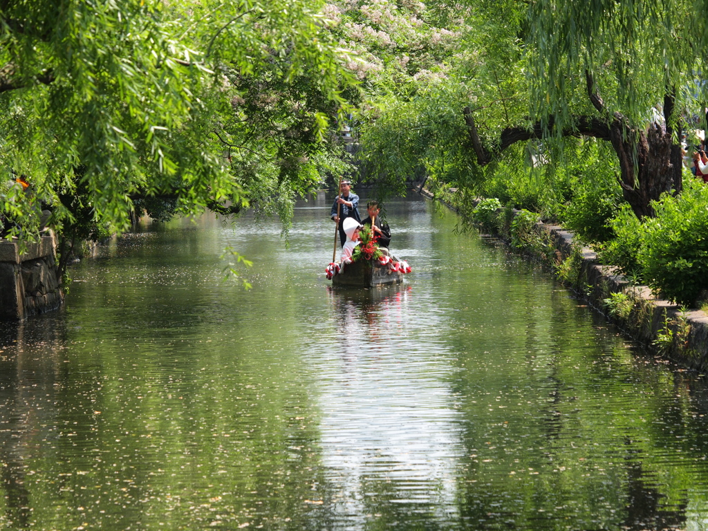 瀬戸の花嫁川舟流し