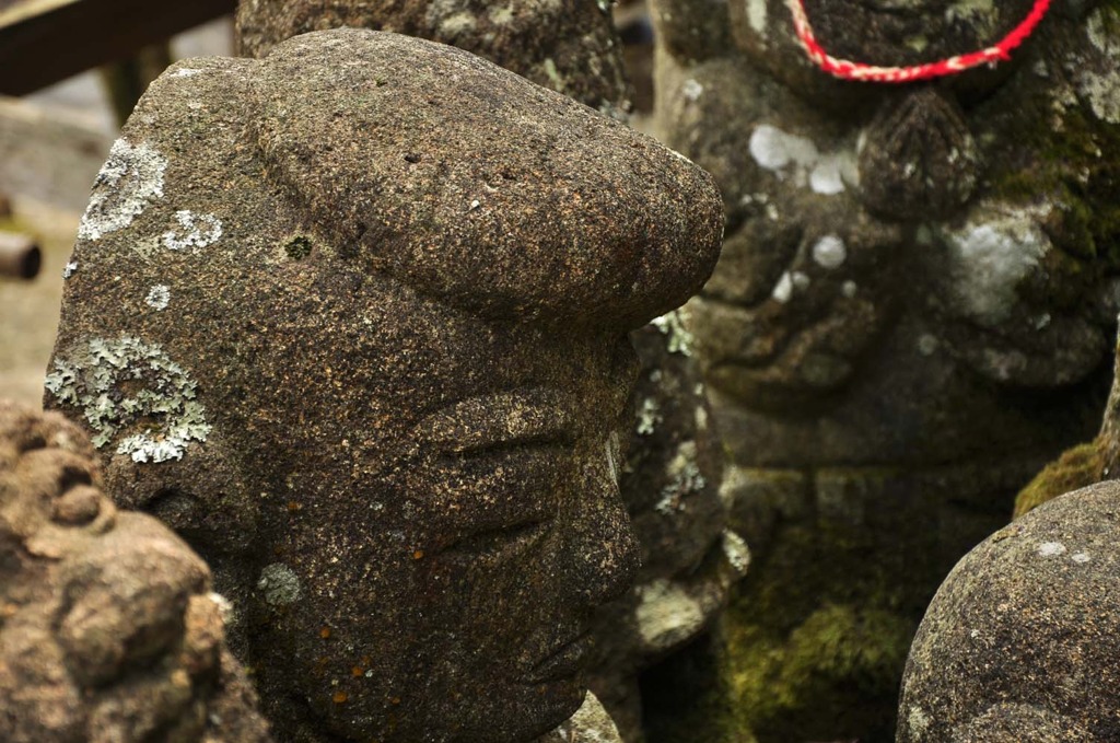 ビーバップ地蔵尊