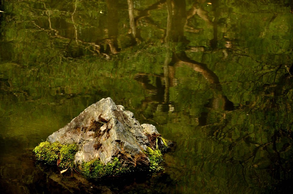 平安神宮のピラミッド