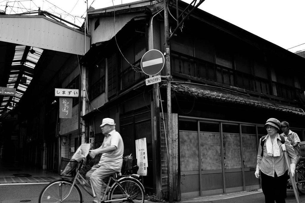 ある商店街の一幕