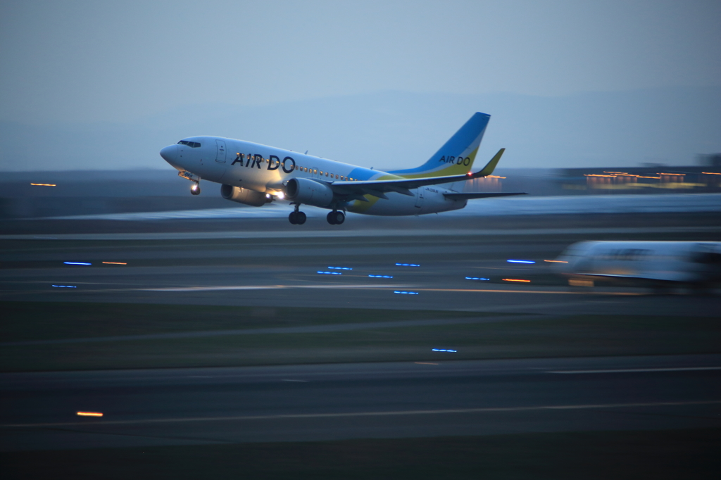 AIR DO Boeing 737-700 (JA01AN) 