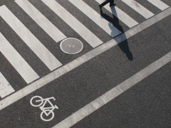 午後の街　信号歩行者