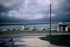 鳩間の港（２）