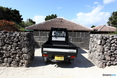 ヒンプンより奥には入れない