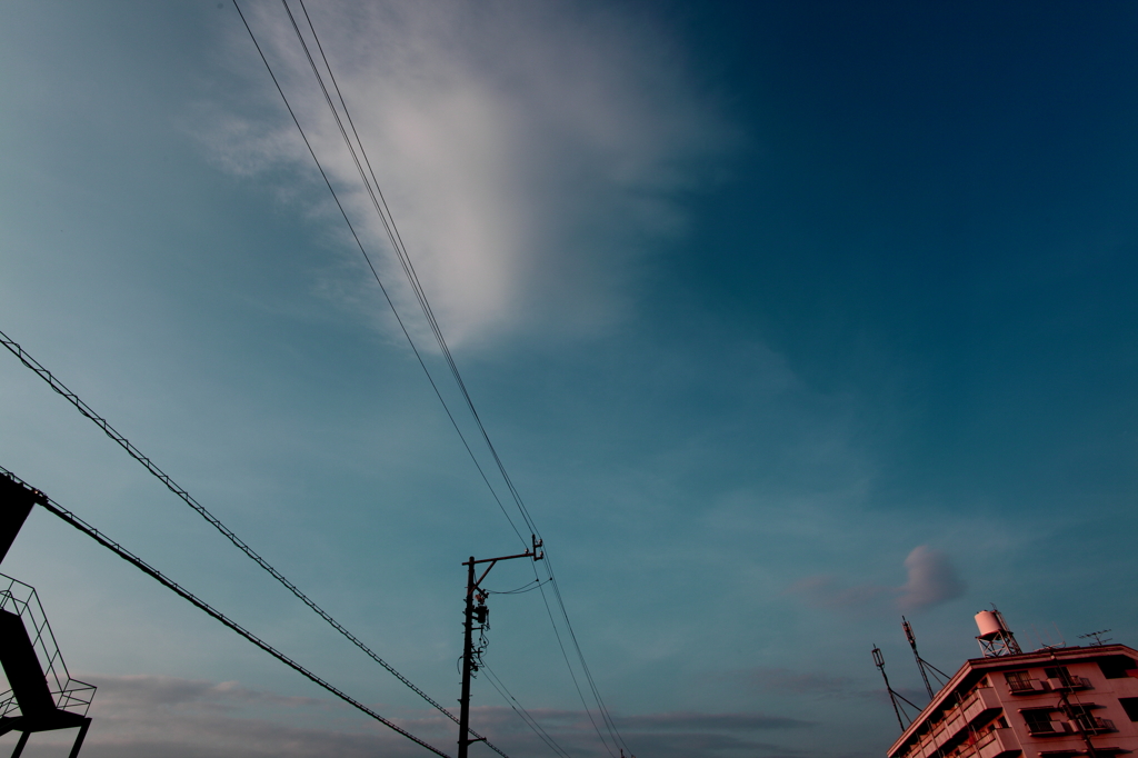 朝の空