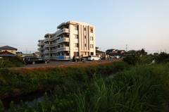 朝日のあたる家