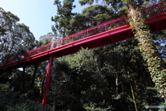 真福寺の赤い橋