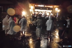 雨の郡上踊り