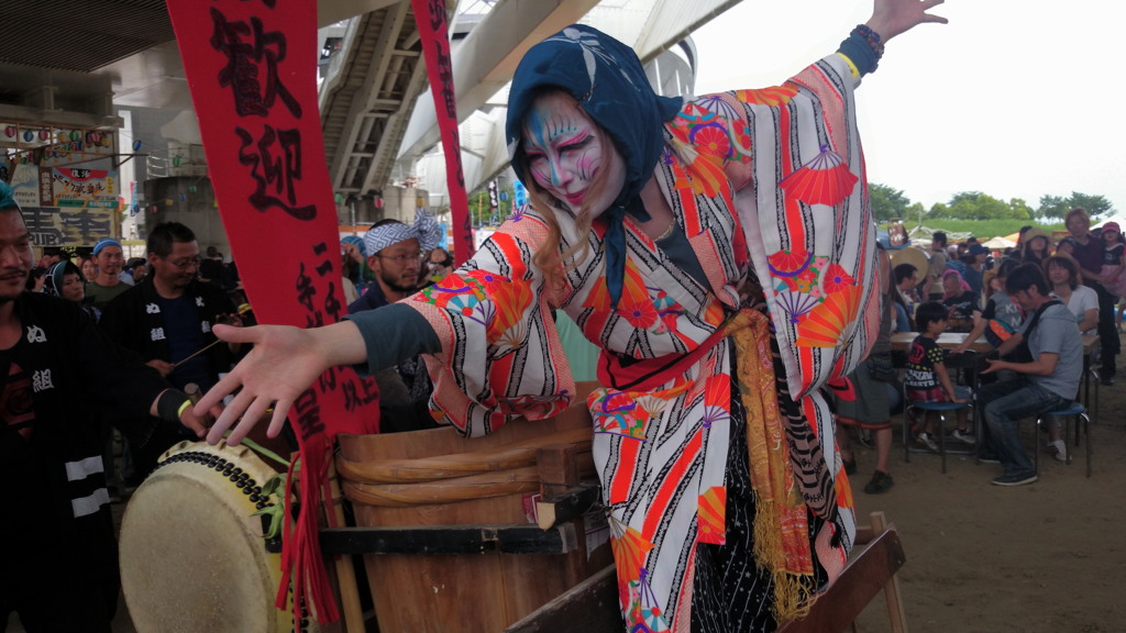 祭りの女