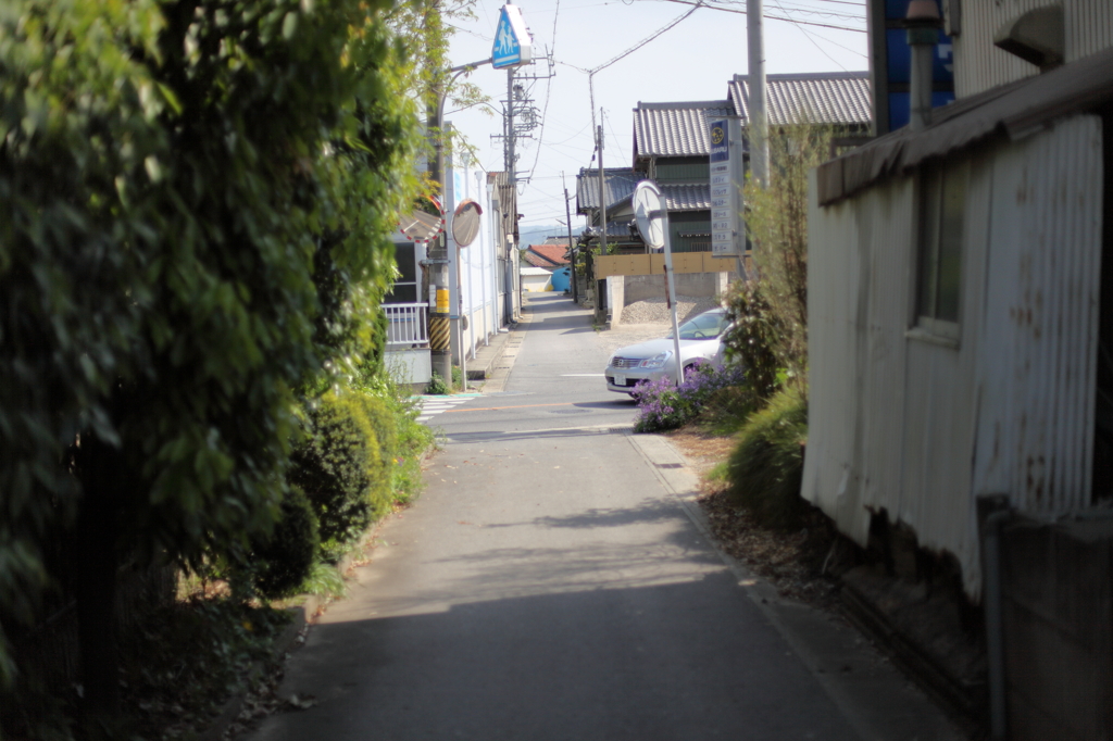 路地裏から