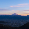 甲府からの富士～色付く頂と空