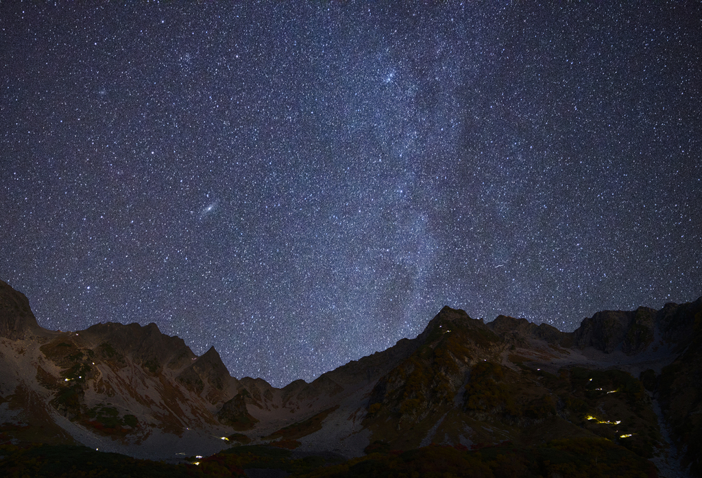 穂高に降りそそぐ星たち