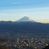 甲府からの富士～斜光に色付く街