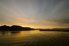 朝日と共に船出