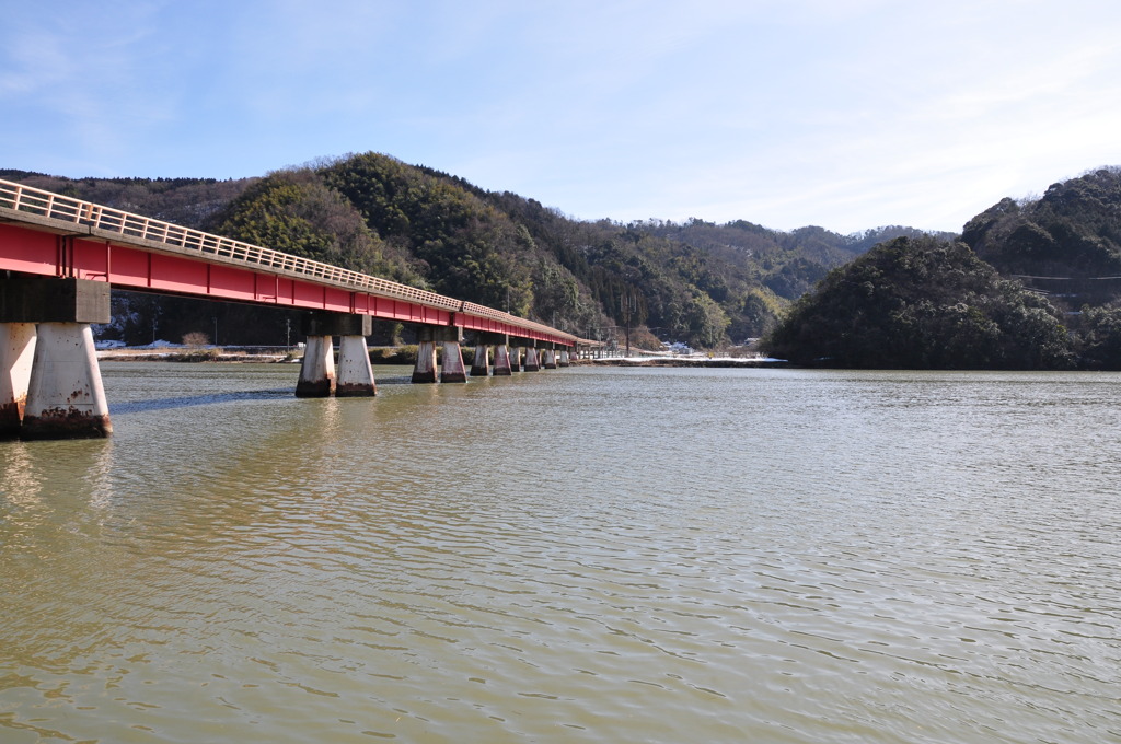 赤橋山川