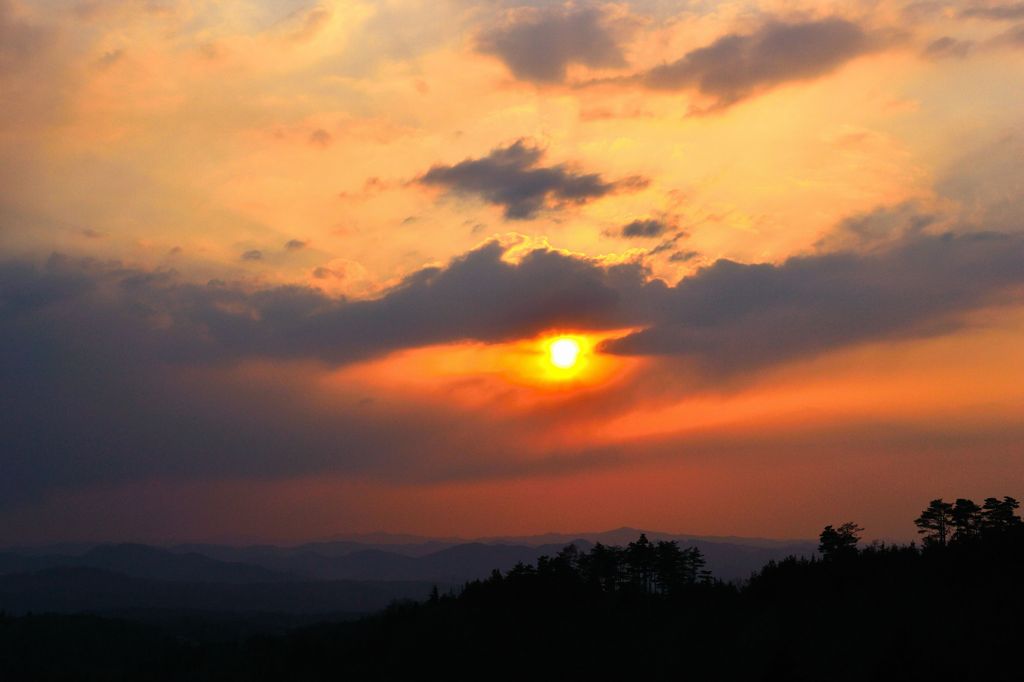 Mountain range of nightfall