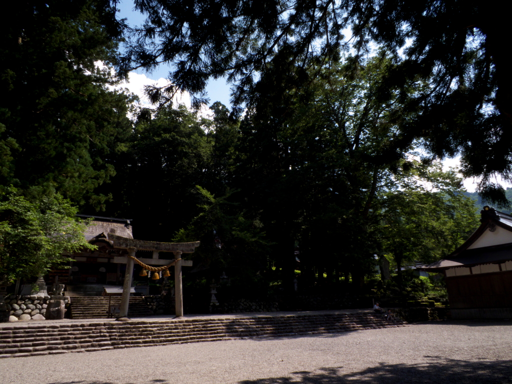 白川八幡神社