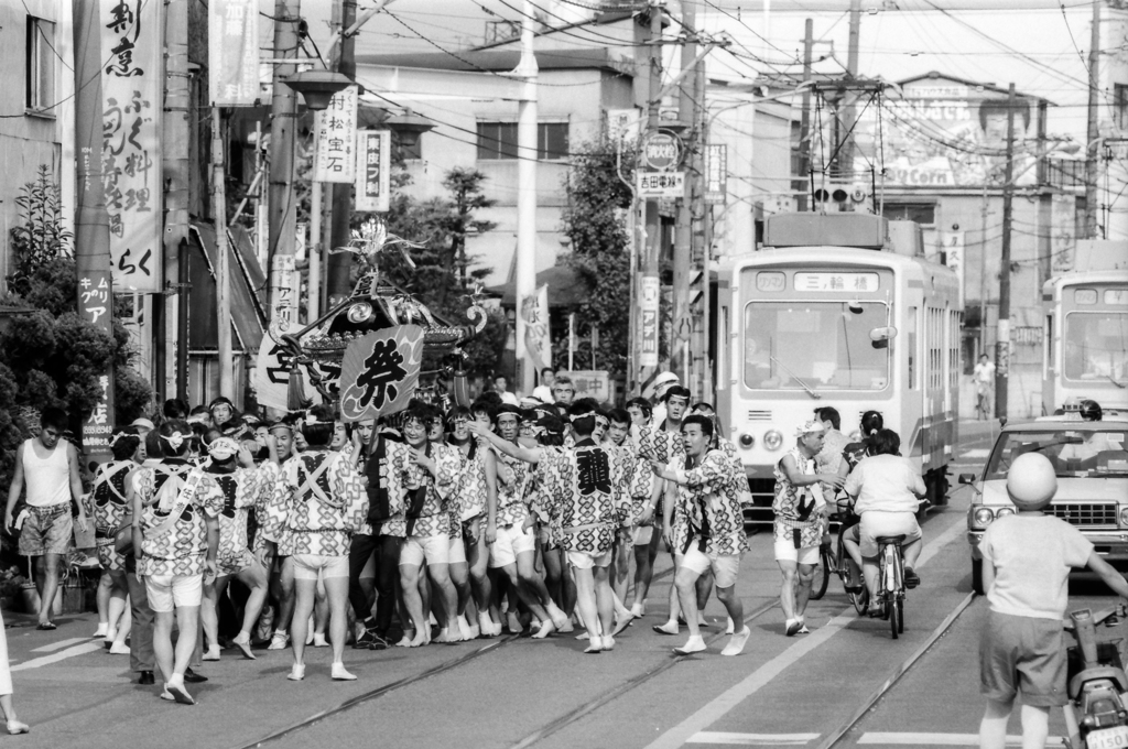御神輿と都電　昭和62年
