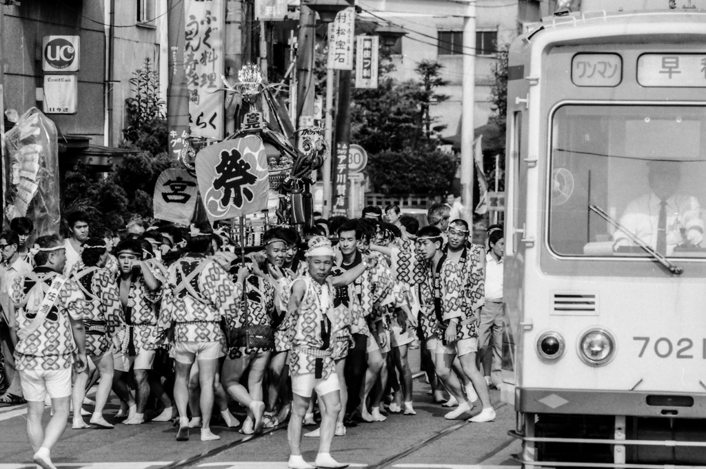 御神輿と都電　昭和62年