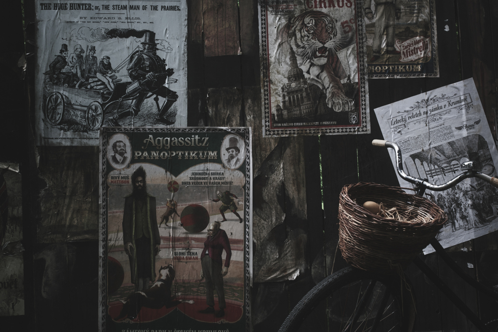 bike & poster