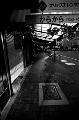 商店街に差す光