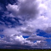 夏の田園と空