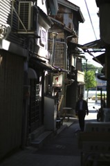奥へ、、、