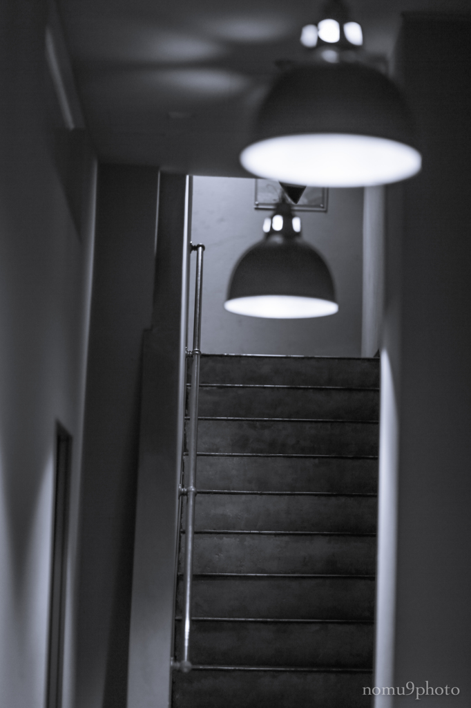 MODERN LIGHTING