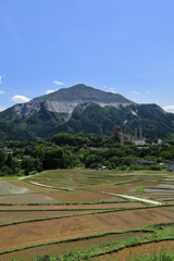 寺坂棚田と武甲山