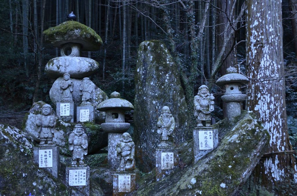 森の神々