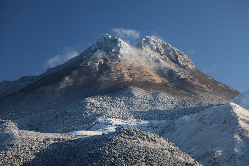 由布岳山頂