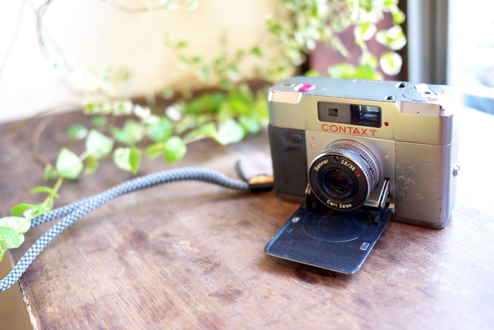 CONTAX T