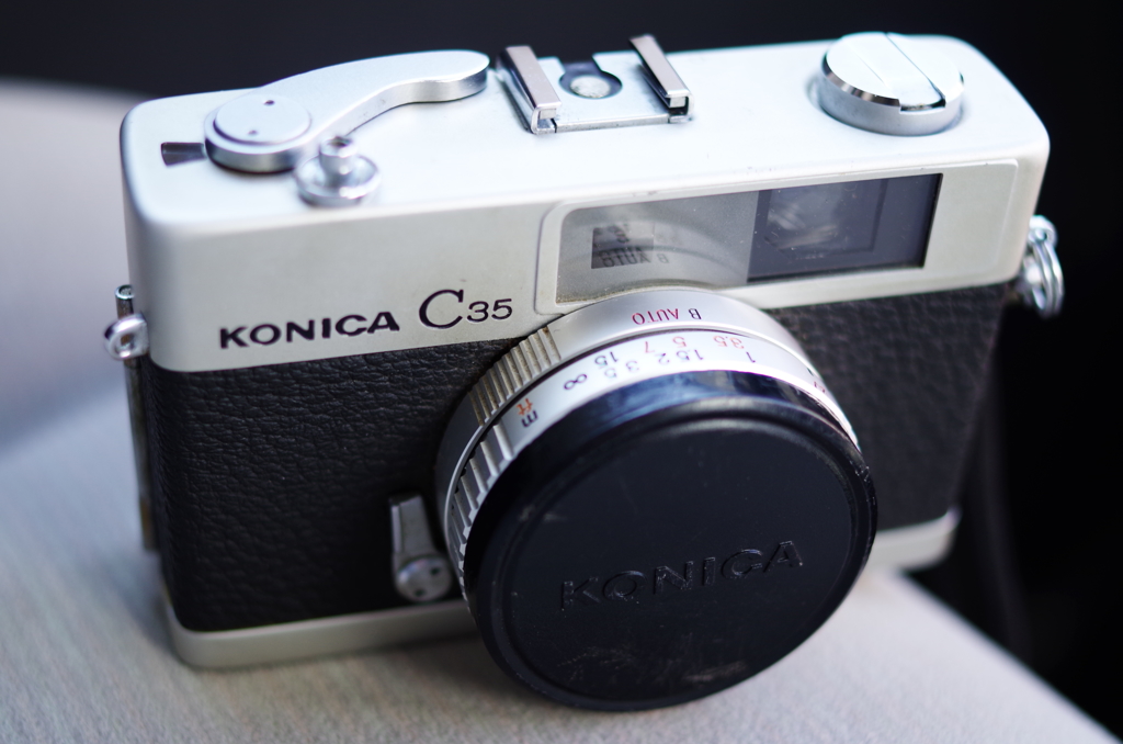 KONICA C35