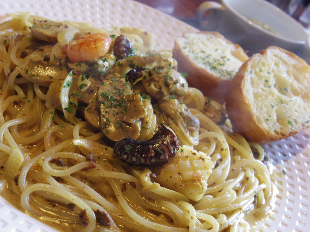 カレークリームパスタ